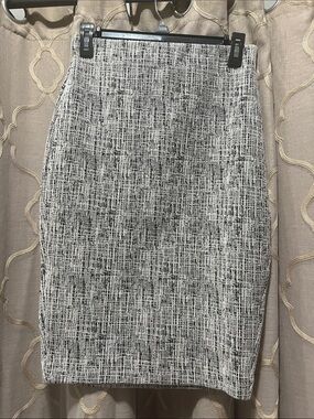Express Black and White Crosshatch Pencil Skirt